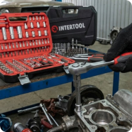 INTERTOOL Набор инструментов 1/2" & 1/4" 110ед
