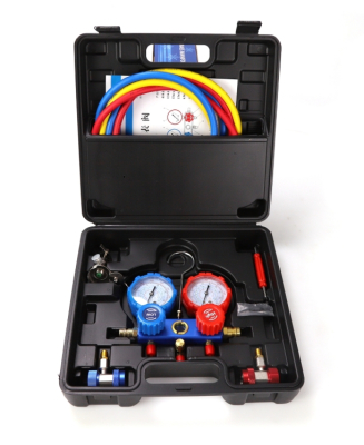 Устройство для заправки кондиционеров хладагентом R134a, R22 с манометрическим к